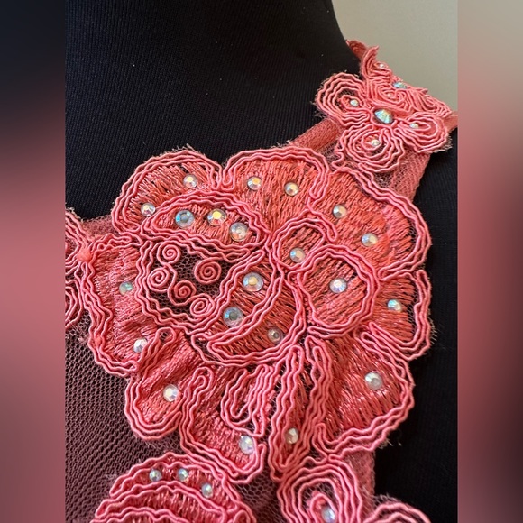 Coral sequin Aspeed prom gown - Picture 14 of 17